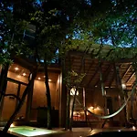 OJO DE ÁRBOL, boutique cabin in the jungle. Relax